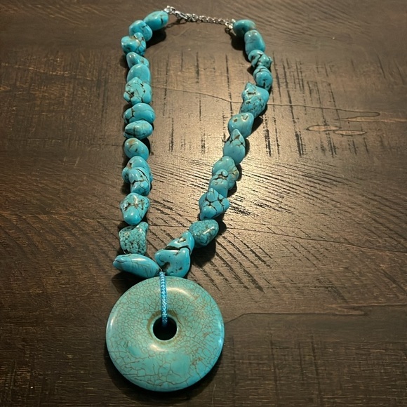 🍀 5/$25🍀 Gorgeous turquoise color necklace western - Picture 10 of 13